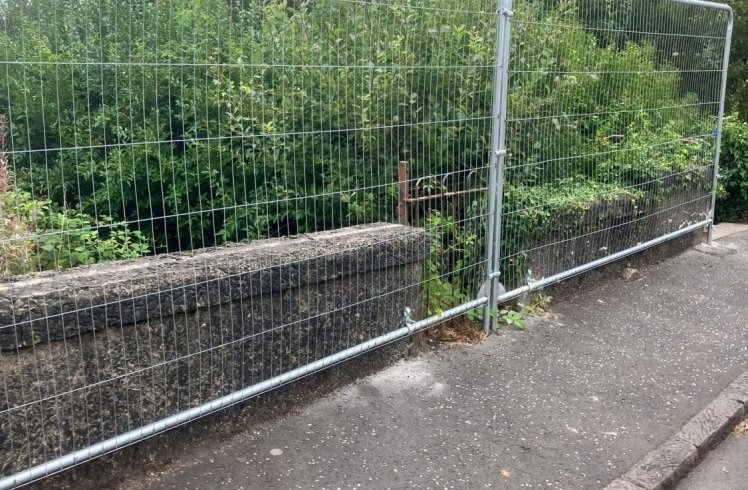 Fence1 Parkhill